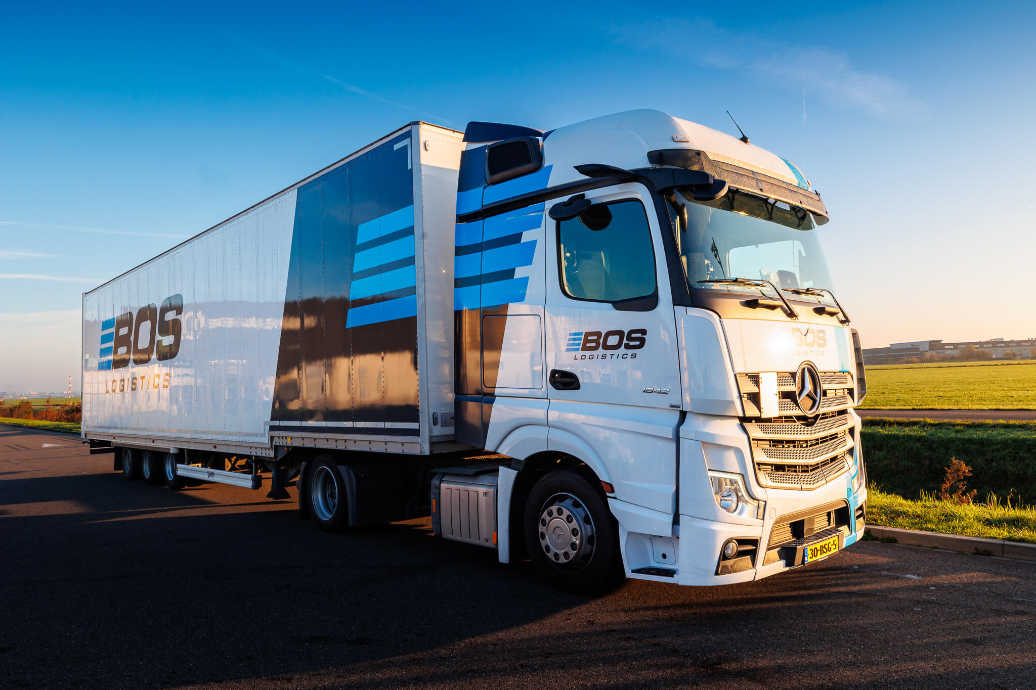 Truck en Trailer Bos Logistics
